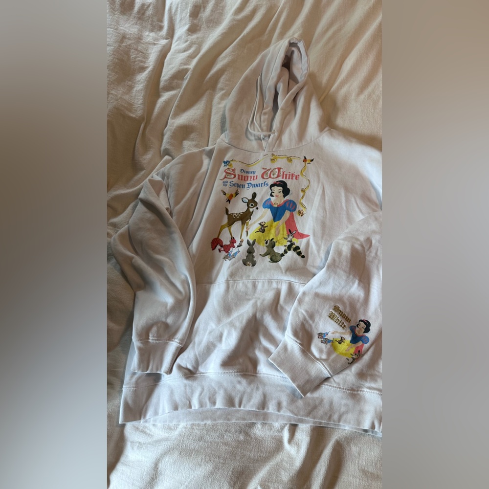 Snow White Sweatshirt